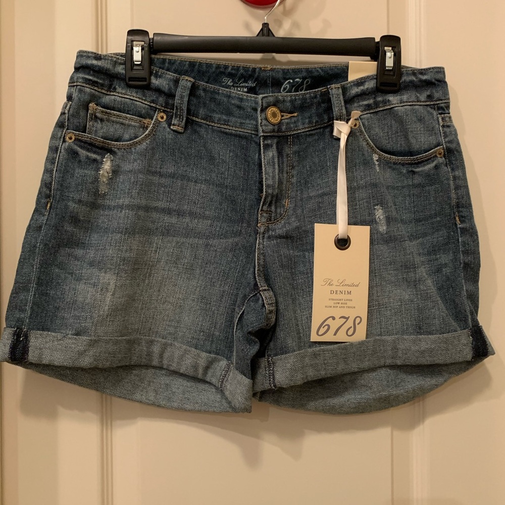 The Limited Denim 678 Distressed Jeans Shorts NWT